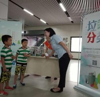 武漢地鐵全面推廣垃圾分類，垃圾桶標志已更換完畢