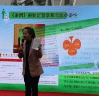 振興街街道舉辦垃圾分類管理?xiàng)l例宣傳與垃圾分類成效表彰活動(dòng)