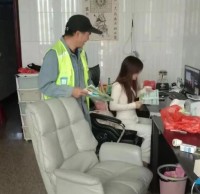 配合垃圾分類，爭做文明市民